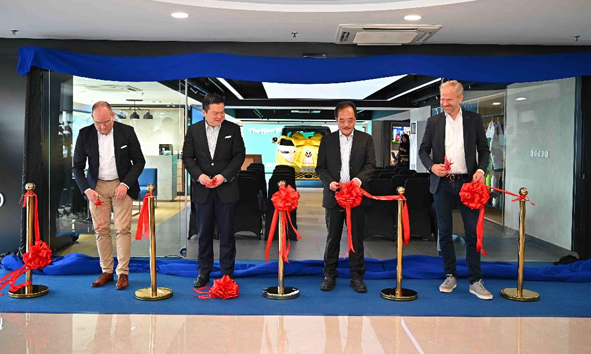 VW Buka City Store Perdana, Tampilkan ID. Buzz dan Mobilitas Masa Depan