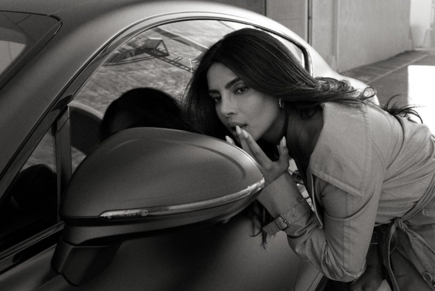 Priyanka Chopra Jonas Jadi Global Brand Ambassador Bentley, Perkuat Strategi Brand Global